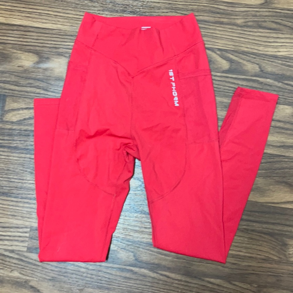 1st Phorm leggings red